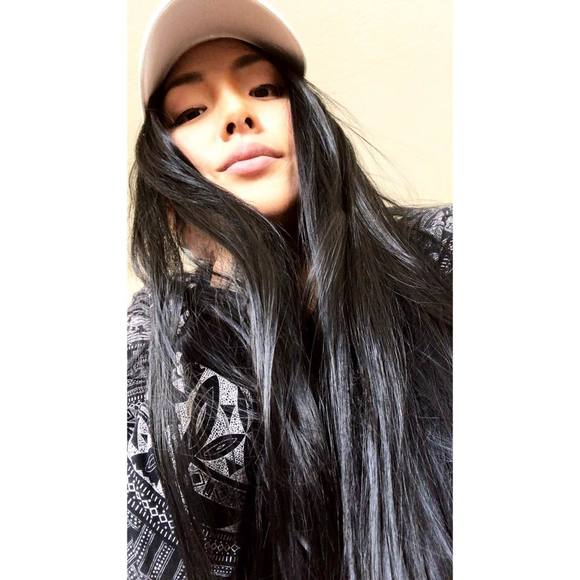 Meet your Posher, Stephanie - Picture 1 of 1